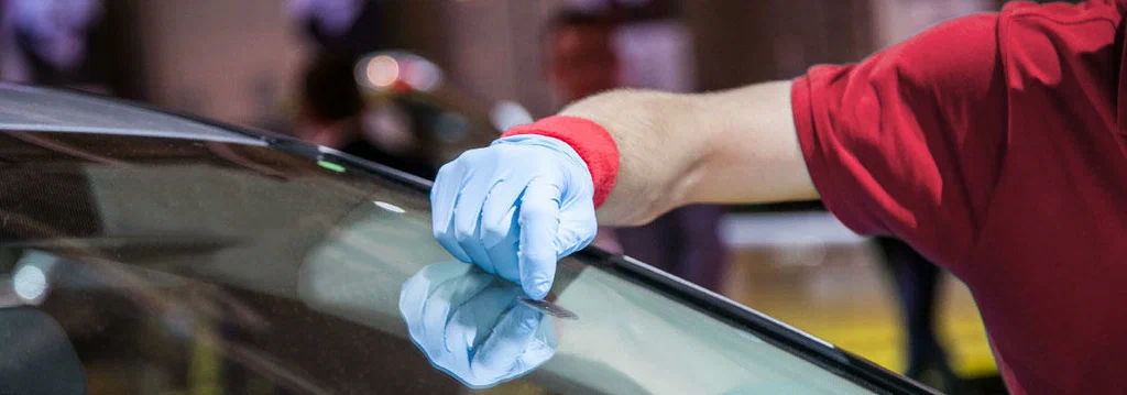 Mobile Auto Glass Services In Abu Dhabi