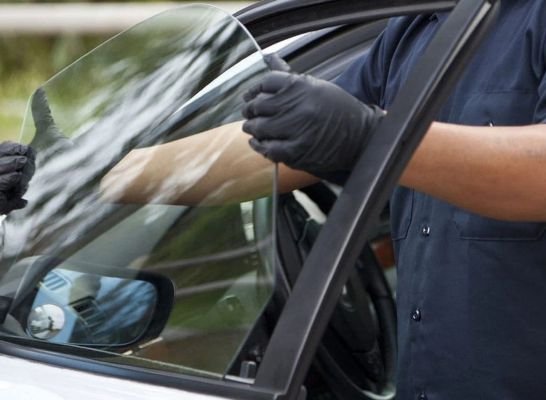 Auto Glass Replacement Abu Dhabi