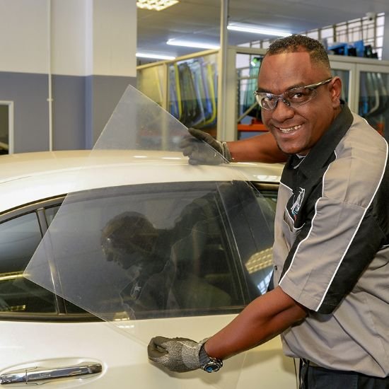 Side Rear Window Replacement Abu Dhabi