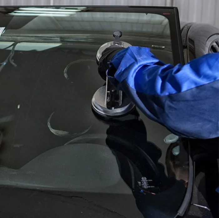 Mobile Front Windscreen Repair